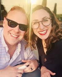 Jessica Mallow's Instagram, Twitter & Facebook