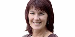 Anne Purnell's Instagram, Twitter & Facebook