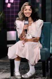 Músicas americanas 2020 é um livro que pode ser considerado uma demanda no momento. Melanie Martinez Imagens E Fotografias Em 2020 Melanie Martinez Musicas Melanie Martinez Cantores