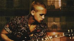 Here is a stream of popular modern blues artists. 10 Singer Songwriters To Follow In 2020 T Blog