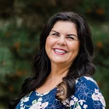 Christina Pearsall's Instagram, Twitter & Facebook