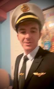 DB (@drakebell)’s videos with original sound