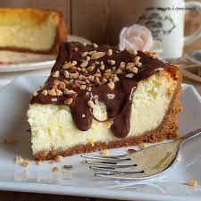 La torta tipo cheesecake è una ricetta abbastanza semplice da realizzare con un guscio di frolla friabile, un ripieno cremoso e per finire nutella che rende il tutto goloso. Torta Cheesecake Dolce Ricotta Nutella Cucinare E Come Amare