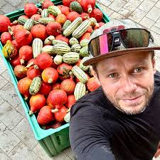 What's the difference between a rototiller and a tiller?