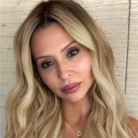 Jess Latour's Instagram, Twitter & Facebook