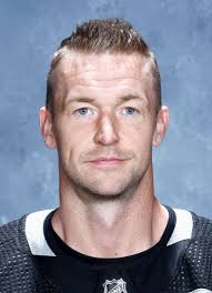 Player photos for the 2004-05 Des Moines Buccaneers at hockeydb.com