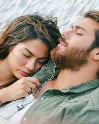 Erkenci Kus Canem Candem On Instagram Gunaydin 1demetozdemir Canyaman Erkenci Kus Cagribayrak In 2020 Sanem Beautiful Men Faces Relationship Pictures