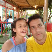 El #AlcaldeMédico Dr. Jorge Yunda exhorta a la ciudadanía a mantener las  medidas de prevención: "Hago un llamado a que nos sigamos cuidando para ir  controlando esta pandemia que nos ha enlutado