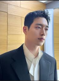 Did you know? His chosen English name is Hazel. @everyone #SeoKangJoon