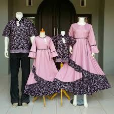 Ada batik khas daerah jawa yaitu batik pekalongan, batik solo, dan batik jogja. Baju Batik Couple Gamis Keluarga Modern Anak Muda Untuk Pesta Model Kombinasinya Shopee Indonesia
