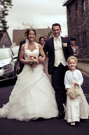 Einfach ein hochzeitskleid aus geld falten, mit dieser diy anleitung für ein kleid aus geldscheinen. Hannah Daniel Brautstudio Anke Tworuschka
