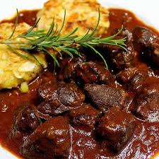 Einfaches Lammgulasch Von Berndloeffeld Chefkoch Lamm Rezepte Hauptspeise Lammrezepte