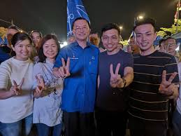 Tee siew kiong is a malaysian politician and served as johor state executive councillor. Datuk Tee Siew Kiong æ‹¿ç£éƒ'ä¿®å¼º Datuk Tee Siew Kiong æ‹¿ç£éƒ'ä¿®å¼º