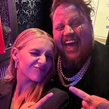 Eric Dearth's Instagram, Twitter & Facebook