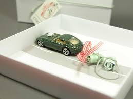 Legen sie die bitte um geldgeschenke schon ein auto ist was uns noch fehlt, doch wir ham das geld gezählt, da fehlt noch was und nicht zu wenig so dauert das doch bestimmt ewig. Geldgeschenk Zur Hochzeit Auto Individualisiert Geschenke Geldgeschenke Hochzeit Basteln Geldgeschenke Hochzeit