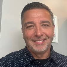 Sharon Glidewell's Instagram, Twitter & Facebook