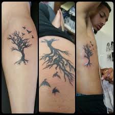 Family 4 Birds On A Branch Tattoo The Siblings And I All Got Matching Tattoos Just Missing A Brother As You Can See The Family Tree With The Birds There Are 4 Of Us Hence The 4 Birds Lo