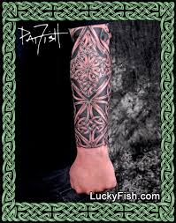 Note that this is one complete and seamless knotwork, entirely covering the forearm! Celtic Hero Knotwork Forearm Sleeve Tattoo Luckyfish Inc And Tattoo Santa Barbara