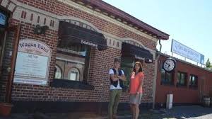 De 19h à 22h (sauf lundi, mardi et mercredi). Sailly Sur La Lys La Gare Des Annees Folles S Apprete A Rouvrir Le Reveil De Berck