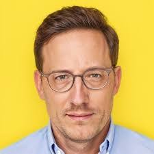 Michael Horacek's Instagram, Twitter & Facebook