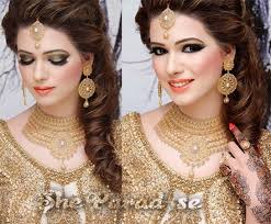 Bridal Makeup By Kashee S Beauty Parlour Hairdo Wedding Gorgeous Bridal Makeup Bridal Makeup