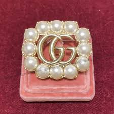 gucci pearl brooch