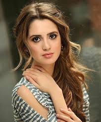 Tweets Con Contenido Multimedia De Laura Marano Arg Lmargofficial Twitter Laura Marano Marano Vanessa Marano
