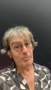 Richard Kolinka a un lien tout particulier avec la Ville de Roanne, il vous  donne rdv mardi 3 octobre à 20h au théâtre de Roanne avec Philippe Torreton  et Aristide Rosier.