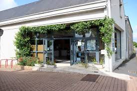 Maison multidisciplinaire de soins primaires. Maison Des Vins Du Veron Association Vignobles Decouvertes Chinon Bourgueil Azay