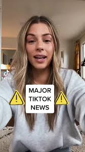 You asked, we delivered😎 Introducing auto captions— a new feature designed  to help deaf or hard of hearing users enjoy TikTok💬❤️ (available in US)