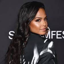 Ellen Eller (@ebizzybby)