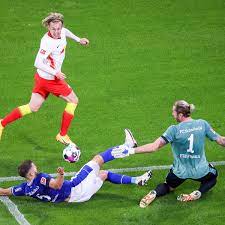 May 16th, 2021, 8:30 pm. Schalke 04 Gegen Rb Leipzig Live Im Tv Und Stream Alle Infos Zur Bundesliga Ubertragung