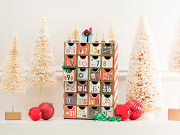 Can you believe that i thought of this easy advent calendar idea a year ago? Diy Advent Calendar Box Fun365