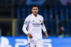 According to gianluca di marzio, man united have agreed a deal with. Psg Mercato Spanish Media Outlet Reports Paris Sg Is One Of Three Clubs Showing Interest In Real Madrid S Raphael Varane Psg Talk