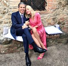 Per simone inzaghi, allenatore della lazio, è un anno magico sui campi da calcio e, guardandolo passeggiare per le vie di roma insieme a gaia lucariello, anche a «vedrete, il mio simone un giorno allenerà la lazio», diceva gaia qualche anno fa. Simone Inzaghi E Gaia Lucariello Si Sono Sposati Alessia Marcuzzi Testimone Di Nozze Gossip It