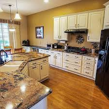 Revamp Your Kitchen With Refacing Kitchen Mart