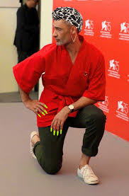 Taika david cohen onzm (born 16 august 1975), known professionally as taika waititi /ˈtaɪkə waɪˈtiːti/ (listen), is a new zealand film and television director, producer, screenwriter, actor. Taika Waititi With Acrylic Nails Avengers With Acrylic Nails Photoshops Know Your Meme
