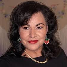 Jean Dennison's Instagram, Twitter & Facebook