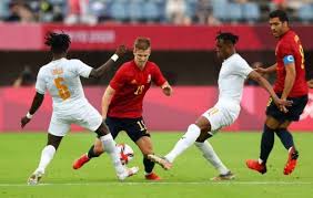 يستعد منتخب البرازيل للدفاع عن الميدالية الذهبية لكرة لقدم في دورة الألعاب الأولمبية المقامة بالعاصمة اليابانية طوكيو، وذلك ضد منتخب إسبانيا. Crrxqzud2lhem