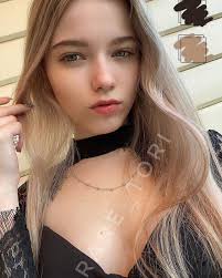 Victoria vr is a blockchain based world built and owned by its the nfts in victoria vr are not only just rare decorations, but there are nfts that will. Viktoriya Rare Epingle Sur Rare Viktoriya Go On To Discover Millions Of Awesome Videos And Pictures In The Best Undercut Ponytail