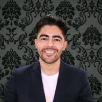 3000+ perfiles de «Urueta»