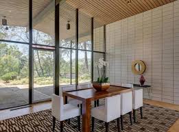 Jetez Un Coup D œil A La Maison Moderniste De Meryl Streep