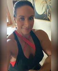 Melinda Mark's Instagram, Twitter & Facebook