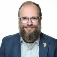 Doug Grover's Instagram, Twitter & Facebook