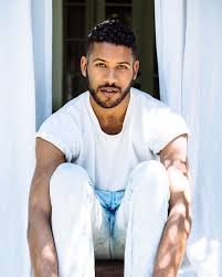 Mar 24, 2021 · entertainment television y'all won: Quest10ns Unreal Star Jeffrey Bowyer Chapman Pretty Men Man Photo Black Actors