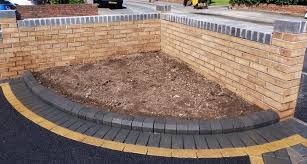 Average brick wall cost for gardens. Garden Wall Costs
