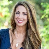 Tamara Asmus's Instagram, Twitter & Facebook