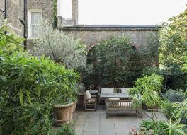 Author ashley penn, a landscape architect and chartered member of the united kingdom's landscape institute, catalogues the plants and materials used in 35 projects across the. 10 Ideas To Steal From London Roof Gardens Gardenista