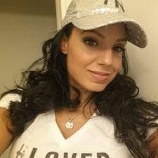 Anna Serrano's Instagram, Twitter & Facebook