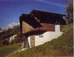Quand Les Chalets Suisses Cachent Des Bunkers Graine De Photographe The Blog In 2020 Chalet Quaint Bunker